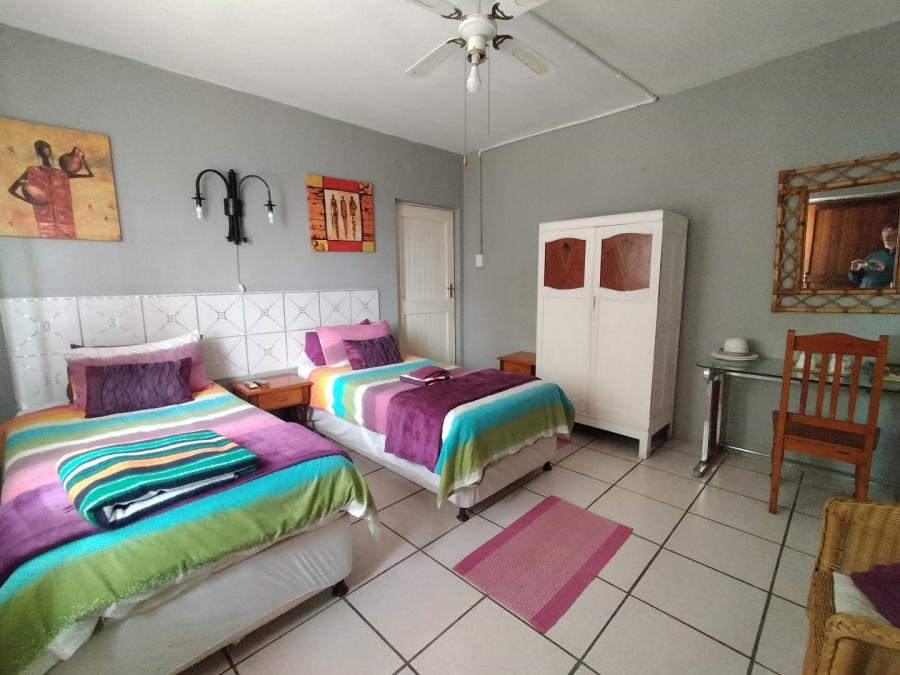 8 Bedroom Property for Sale in Mossel Bay Central Western Cape